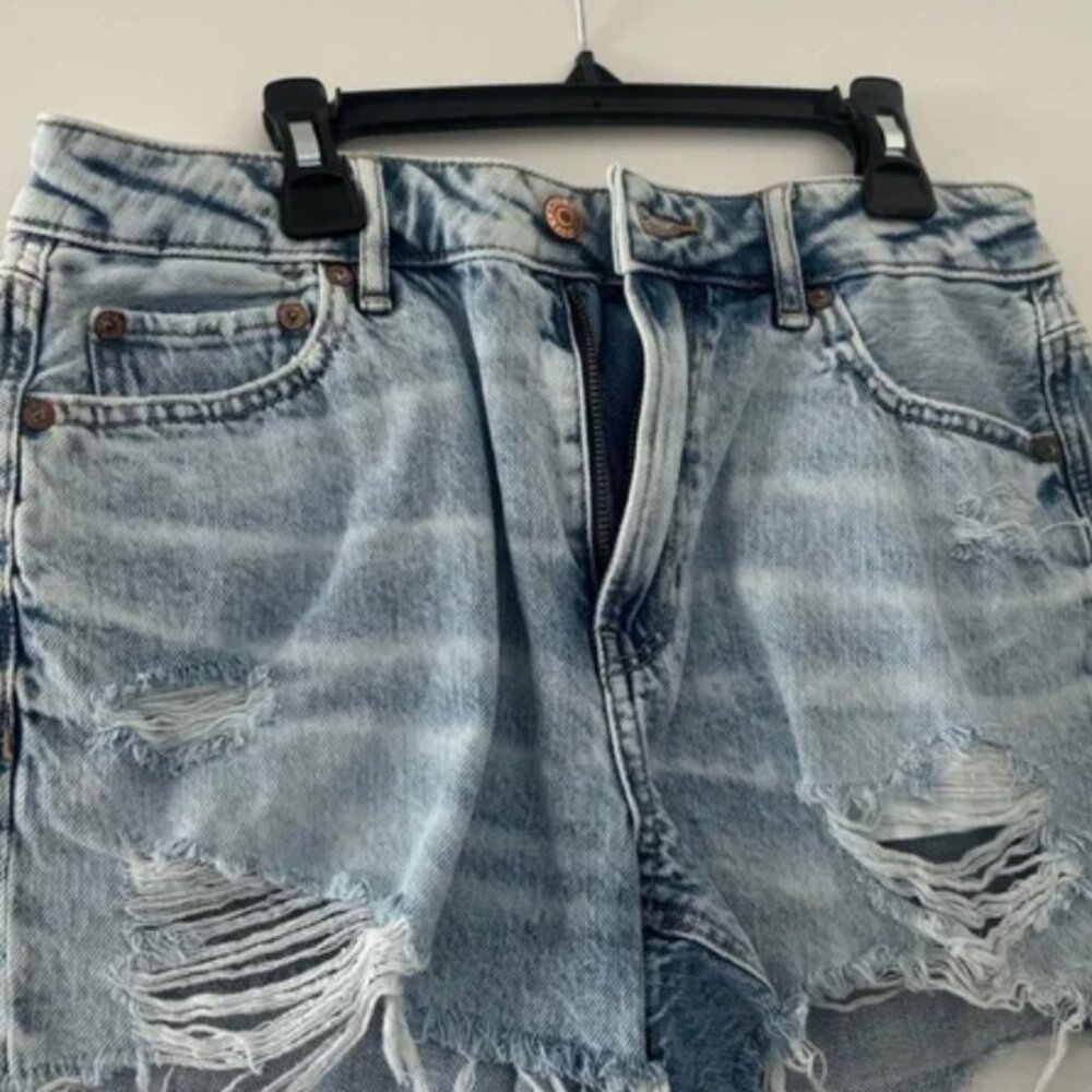 American Eagle Outfitters Light Blue Denim Shorts